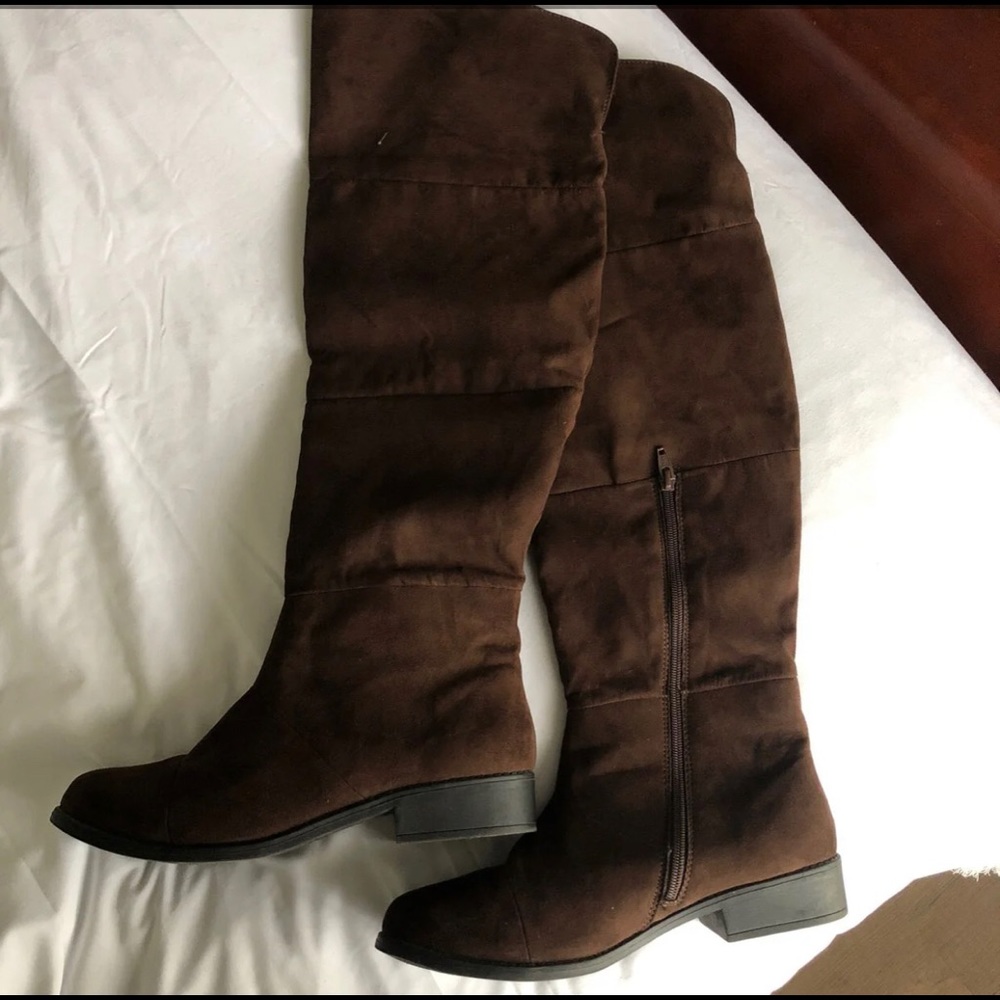 Thigh high American Eagle boots
